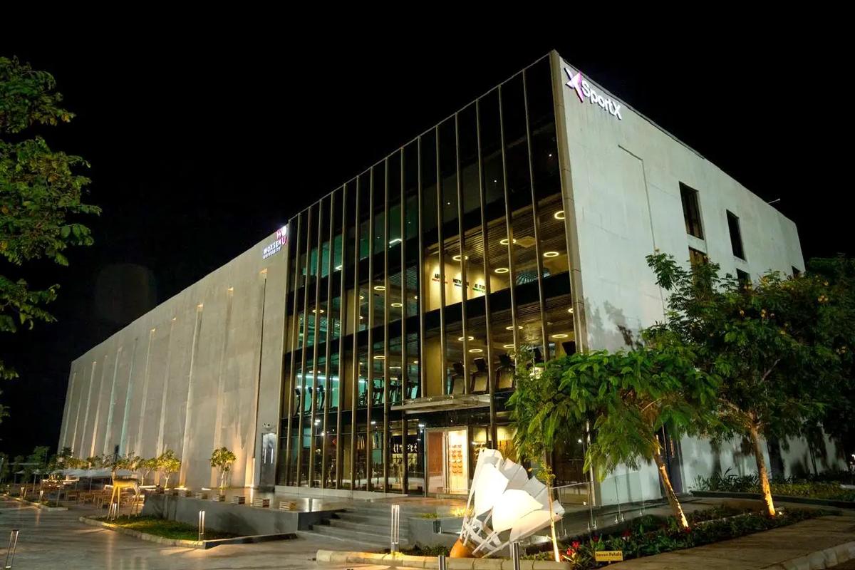 Indoor arenas: laser tag, trampoline parks, climbing